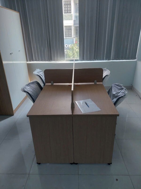 Cụm bàn làm việc gỗ giá rẻ