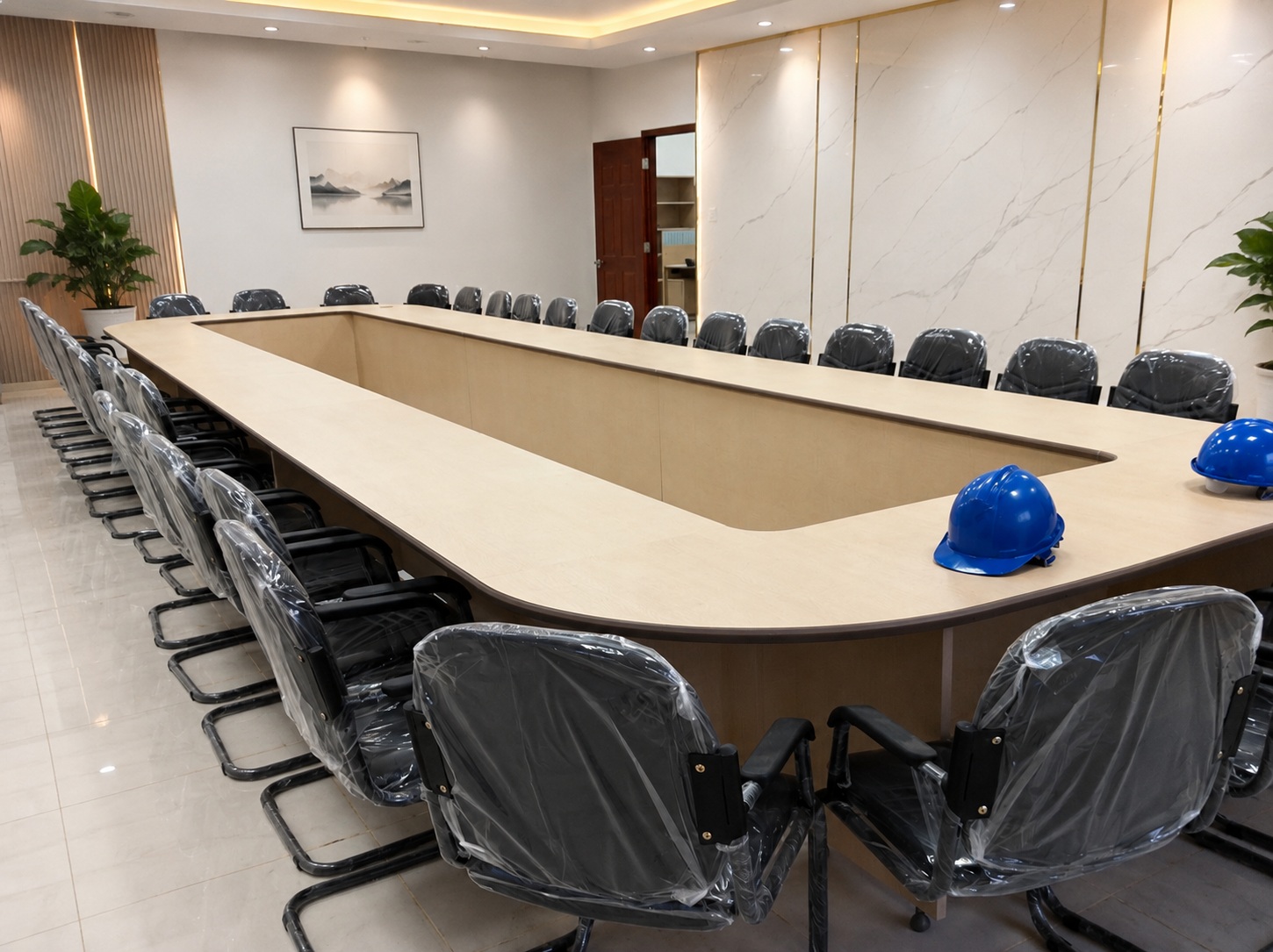 Bàn họp văn phòng lớn cho 30 người