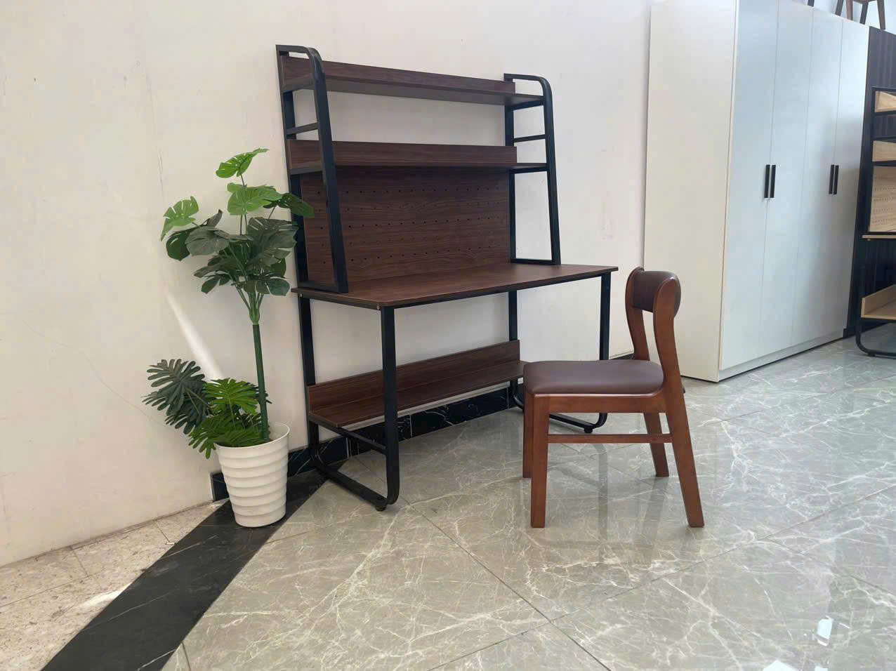 Bàn học kệ sách